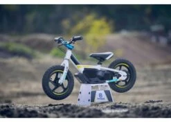 Husqvarna Replica 12eDrive - Lasten Sähköpyörä -PolkuTech Verkkokauppa 105648 husqvarna 12edrive my22 1