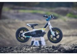 Husqvarna Replica 12eDrive - Lasten Sähköpyörä -PolkuTech Verkkokauppa 105651 husqvarna 12edrive my22 1