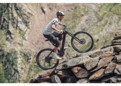 R Raymon AirRay 12.0 - Sähkömaastopyörä / EMTB -PolkuTech Verkkokauppa airray 12 1