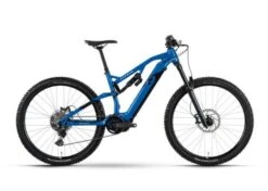 R Raymon TrailRay 140E 9.0 - Täysjousitettu Sähkömaastopyörä -PolkuTech Verkkokauppa ray trailray 140 e90 29 newblue black white front